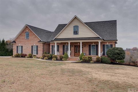 2759 Carriage Lane