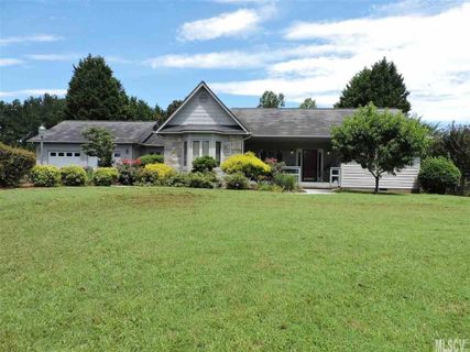 31 Candlewick Cove Drive sold home in Candlewick Cove, Taylorsville, NC