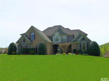 5858 Bakers Point sold home in Howards Reach at Bakers Mountain, Hickory, NC