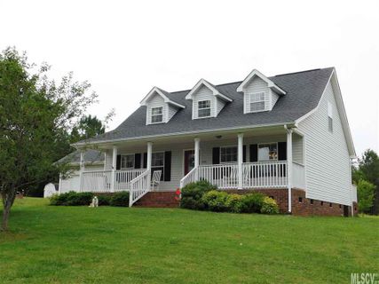 2252 Picnic Drive
