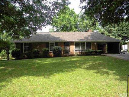 2065 Elizabeth Avenue sold home in Olde Well South, Hickory, NC
