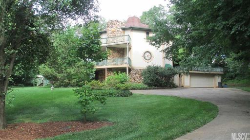 242 Woodhollow Road