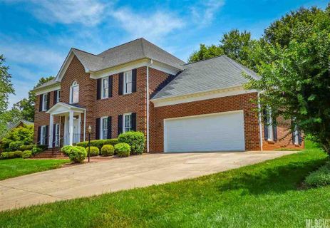 561 19th Avenue Lane sold home in Laurel Forest, Hickory, NC