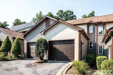 2243 6th Street sold home in Mallard Cove, Hickory, NC