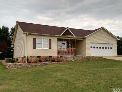 2098 Rocketts Way