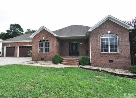 1528 Indian Springs Drive