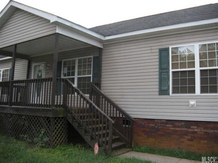 1942 Ellick Drive