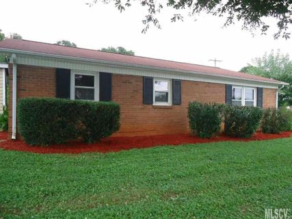 524 7th Street sold home in Green Park, Hickory, NC