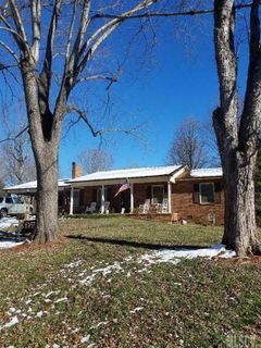 2511 Brentwood Circle