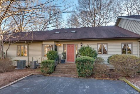 29 Hunting Country Trail