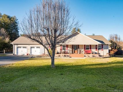 231 Spring Drive sold home in Springside, Mars Hill, NC