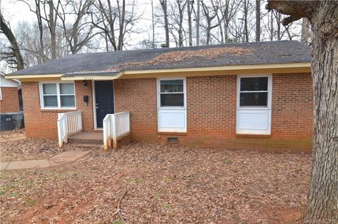 2409 Longleaf Drive