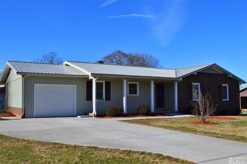 2324 23rd Ave Drive