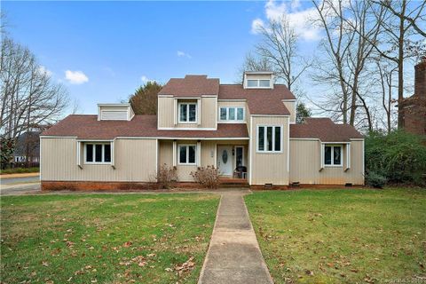 3502 Lincoln Lane