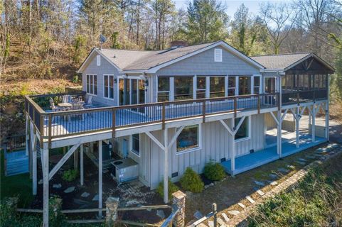 612 Lakeview Hills Drive sold home in Lakeview Hills, Nebo, NC