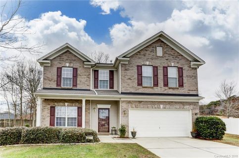 2807 Creek Court