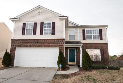 4614 Larkhaven Village Drive