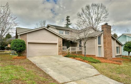 1144 Laurel Park Lane