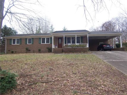 1210 Woodhill Drive
