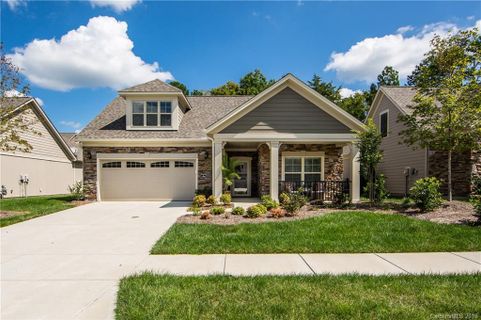 1409 Morning Mist Court sold home in The Courtyards of Marvin, Marvin, NC