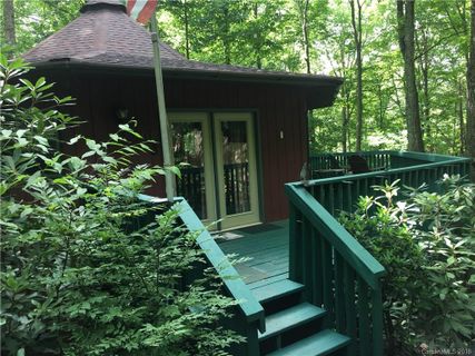 112 Frost Ridge Road