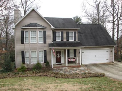 1012 Charlesmont Court sold home in Plantation Heights, Lenoir, NC