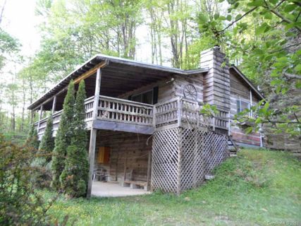 41 Mashstomp Road sold home in Smoky Mountain Acres, Maggie Valley, NC