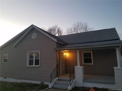 300 Lander Street
