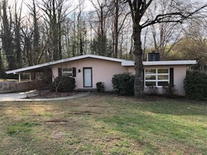 3051 1st Street sold home in Fairview Park, Hickory, NC