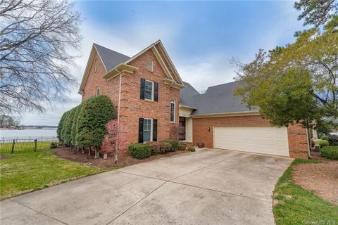 16601 100 Norman Place