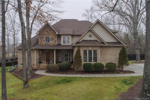 8000 Bridger Point