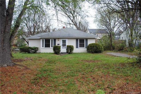 2827 Georgia Avenue sold home in Dixie Manor, Charlotte, NC