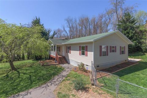 30 Wilson Creek Drive sold home in Wilson Creek, Asheville, NC