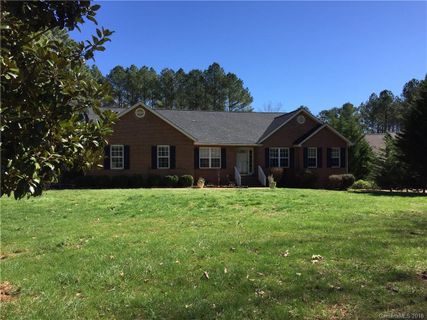 1709 Forest Ridge Drive