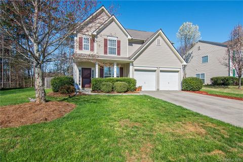 2017 Southwind Drive sold home in The Woodlands, Charlotte, NC