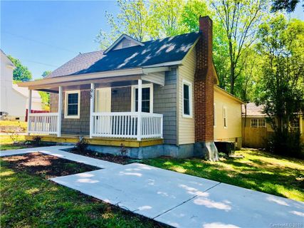 98 Saint Charles Avenue
