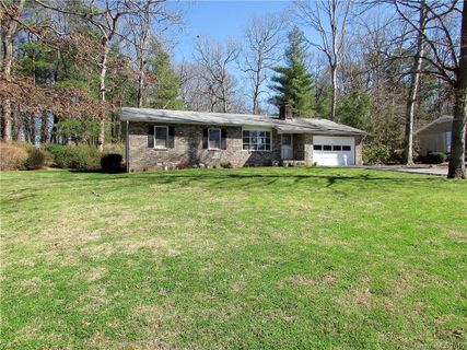 119 Cannon Drive sold home in Cannon Woods, Hendersonville, NC