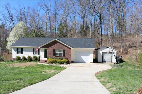 1040 Fox Run Circle