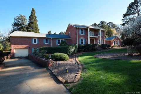 1183 Pinecrest Drive sold home in Meadow Lakes I, Rock Hill, SC