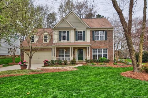 Previously sold for $301,900