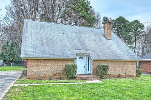 5921 Bluebonnet Road