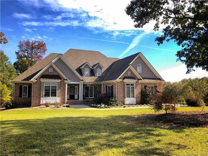 107 Spinnaker Bay Lane