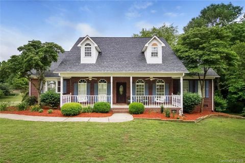 609 Vance Place sold home in Benton Acres, Monroe, NC
