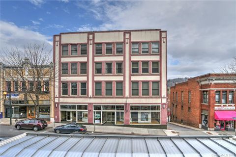 52 Biltmore Avenue 204 sold home in Oxford Place, Asheville, NC