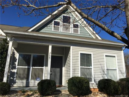 2655 Meadow Knoll Drive sold home in Meadow Hills, Charlotte, NC