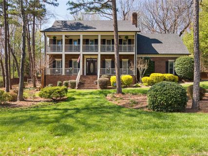 5419 Silchester Lane