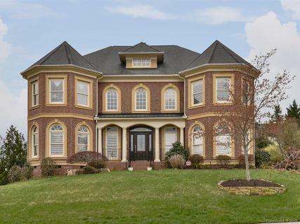 Previously sold for $580,000