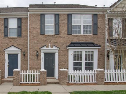 1684 Chamberside Drive sold home in Manchester, Rock Hill, SC
