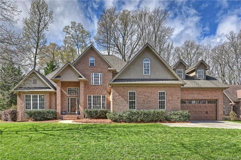 6240 Lake Providence Lane