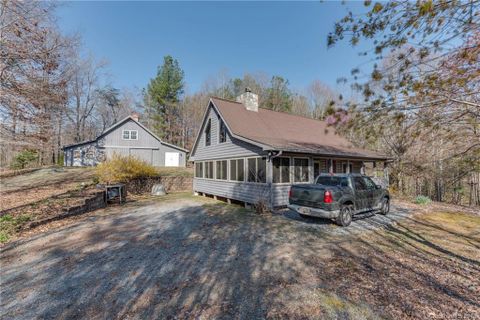 715 Willow Lake Drive